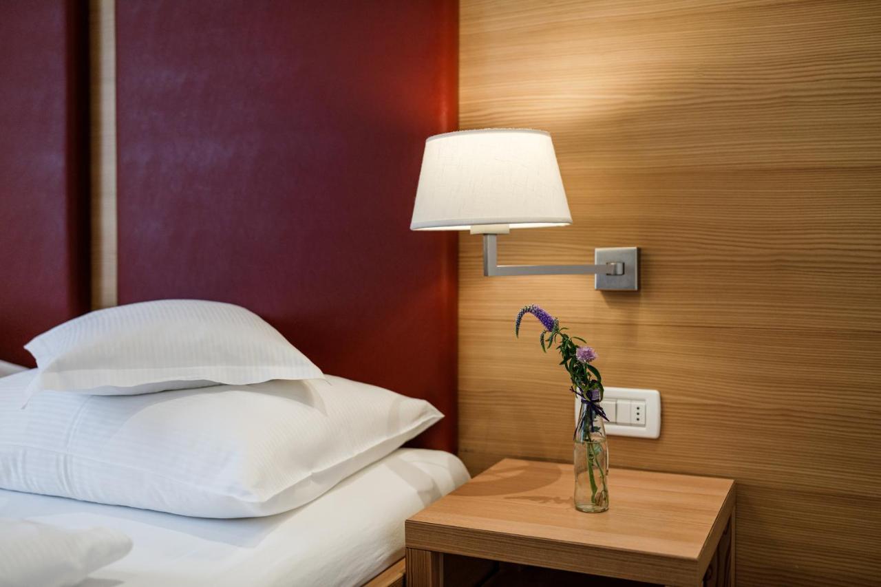 Hotel Kolping เมราโน ภายนอก รูปภาพ
