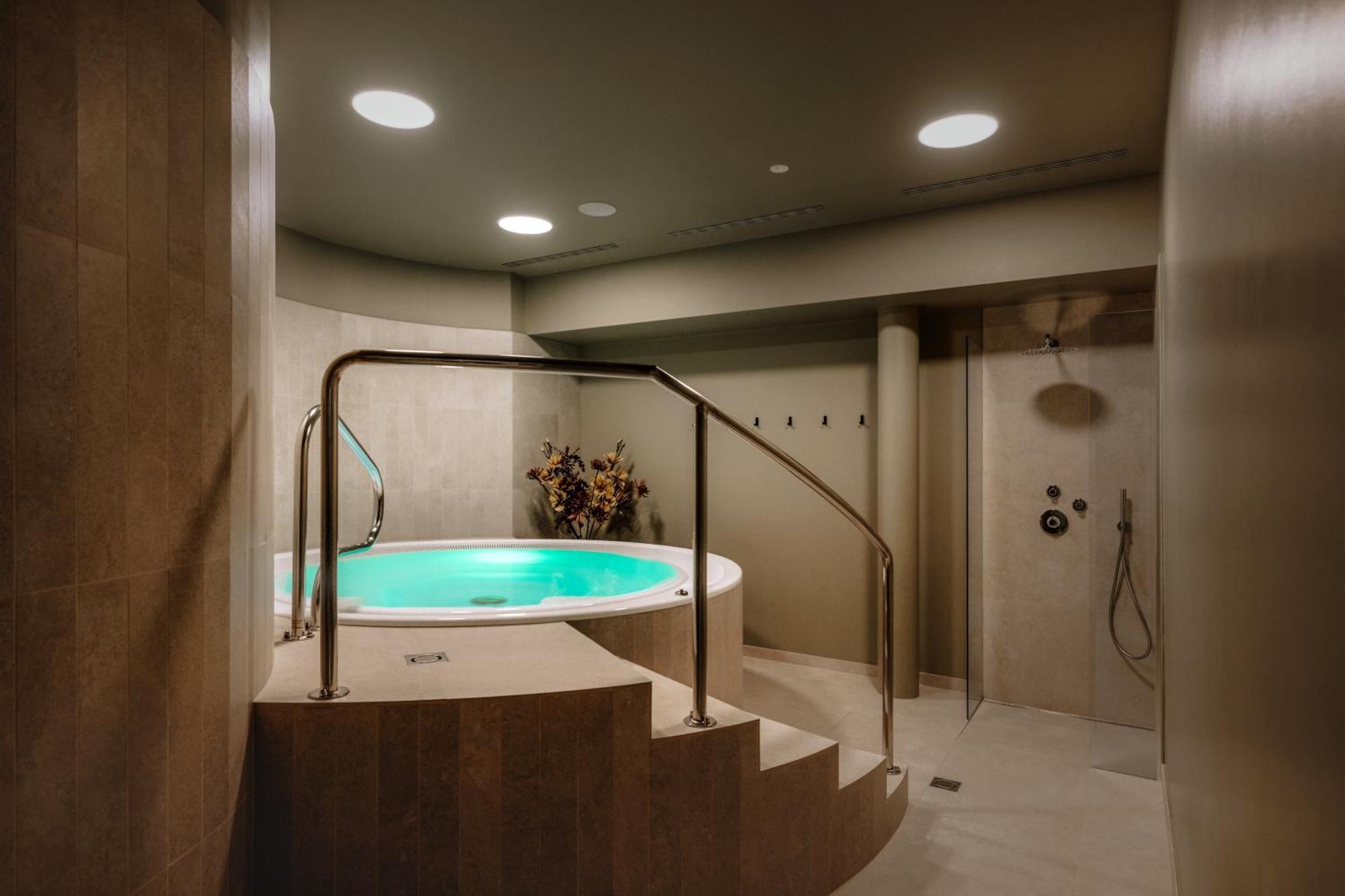 Hotel Kolping เมราโน ภายนอก รูปภาพ